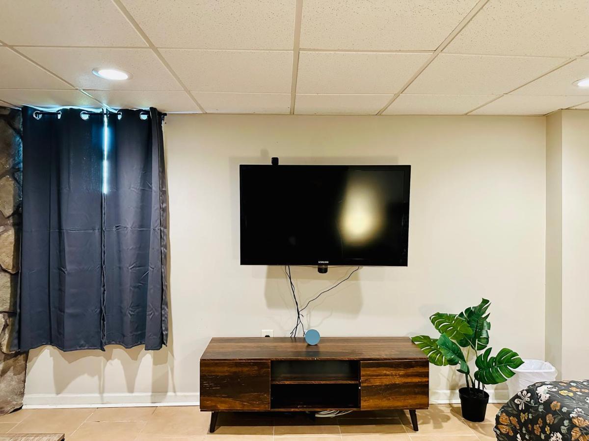 Campu'S Basement Studio W/ Private Entrance Cherry Hill Luaran gambar
